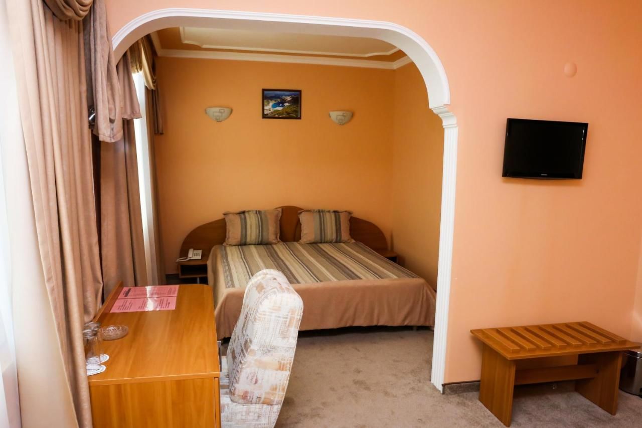 Отель Hotel Bulgaria Кырджали-28