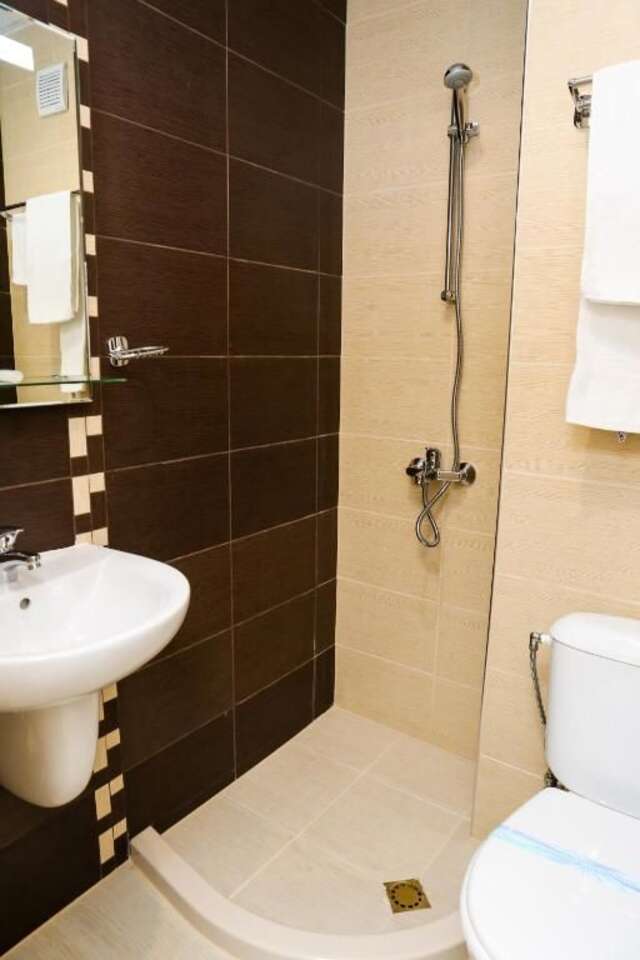 Отель Hotel Bulgaria Кырджали-40